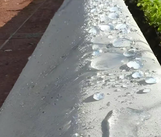 琼结硅烷浸渍涂料在混凝土保护中的应用